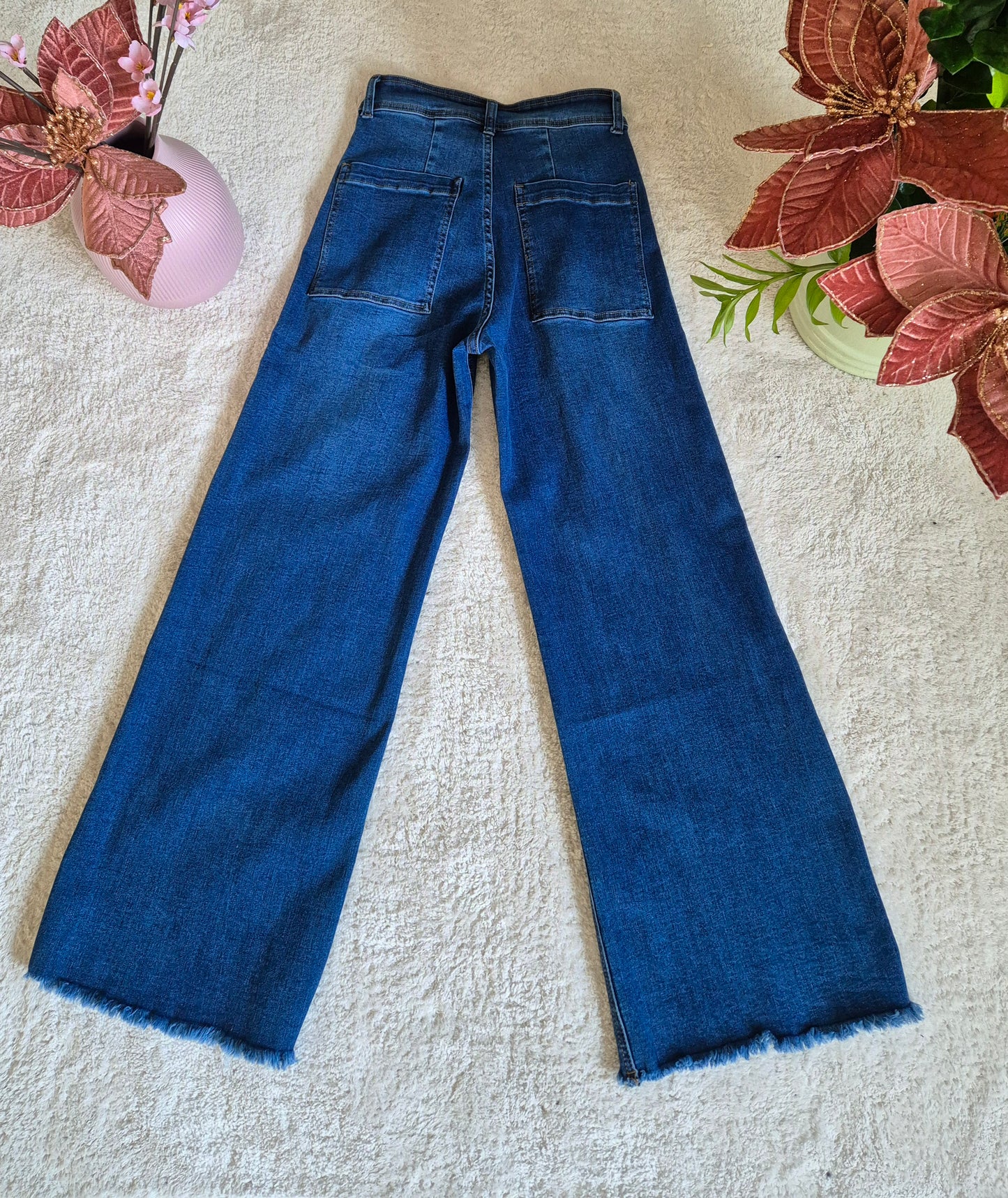 Jeans a gamba dritta sfrangiato