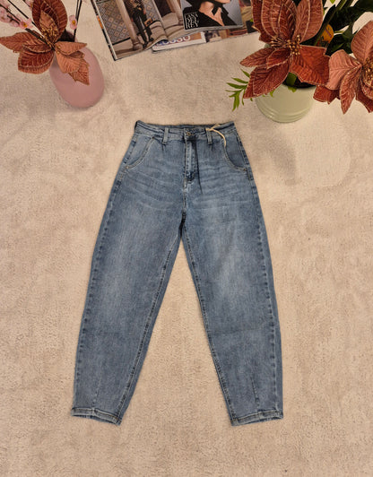 Jeans baloon con pinces