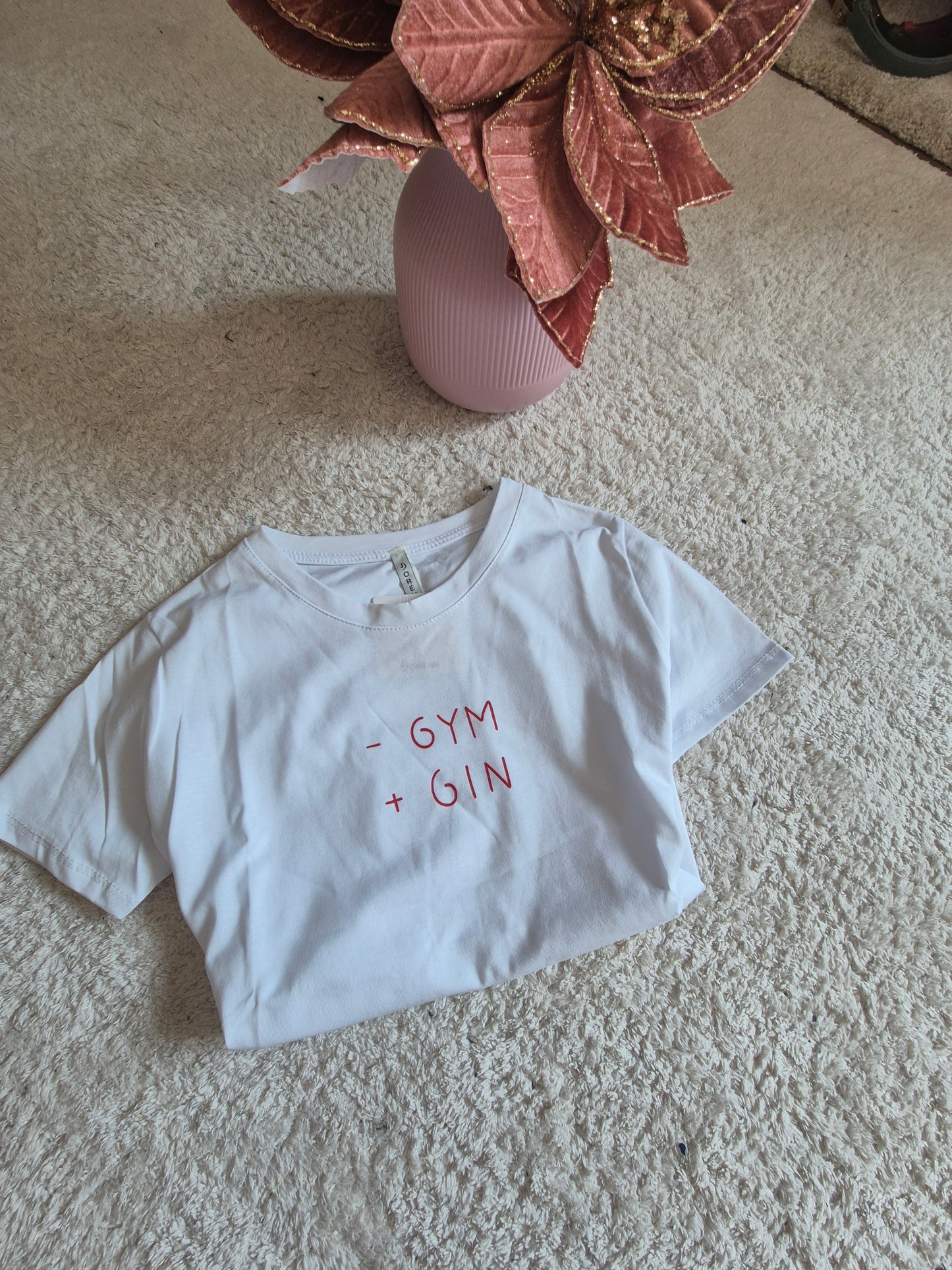T-shirt  -Gym + Gin